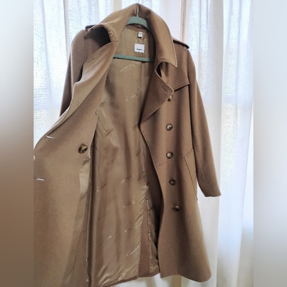 Burberry Cashmere Double-Breasted Coat - Picture 4 of 11